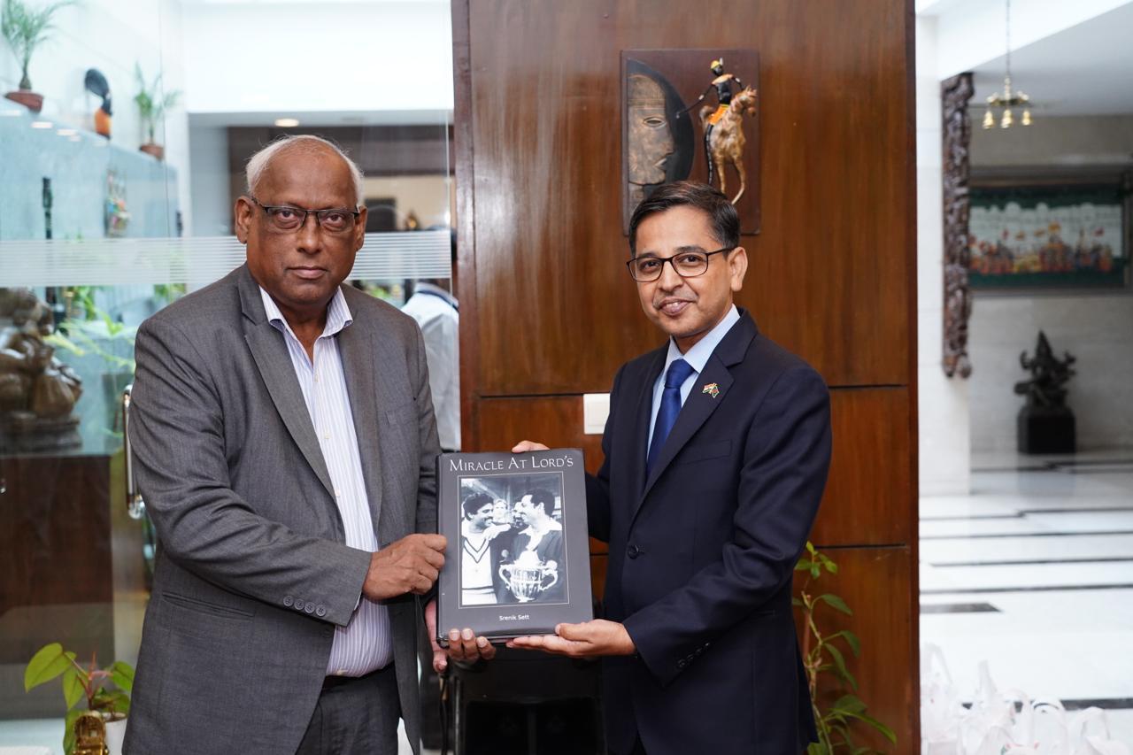 ভারত-শ্রীলঙ্কার যৌথভাবে আয়োজিত ২০২৫ সালের আইসিসি মহিলা ওয়ানডে বিশ্বকাপে অংশ নেওয়া বাংলাদেশি নারী ক্রিকেটারদের