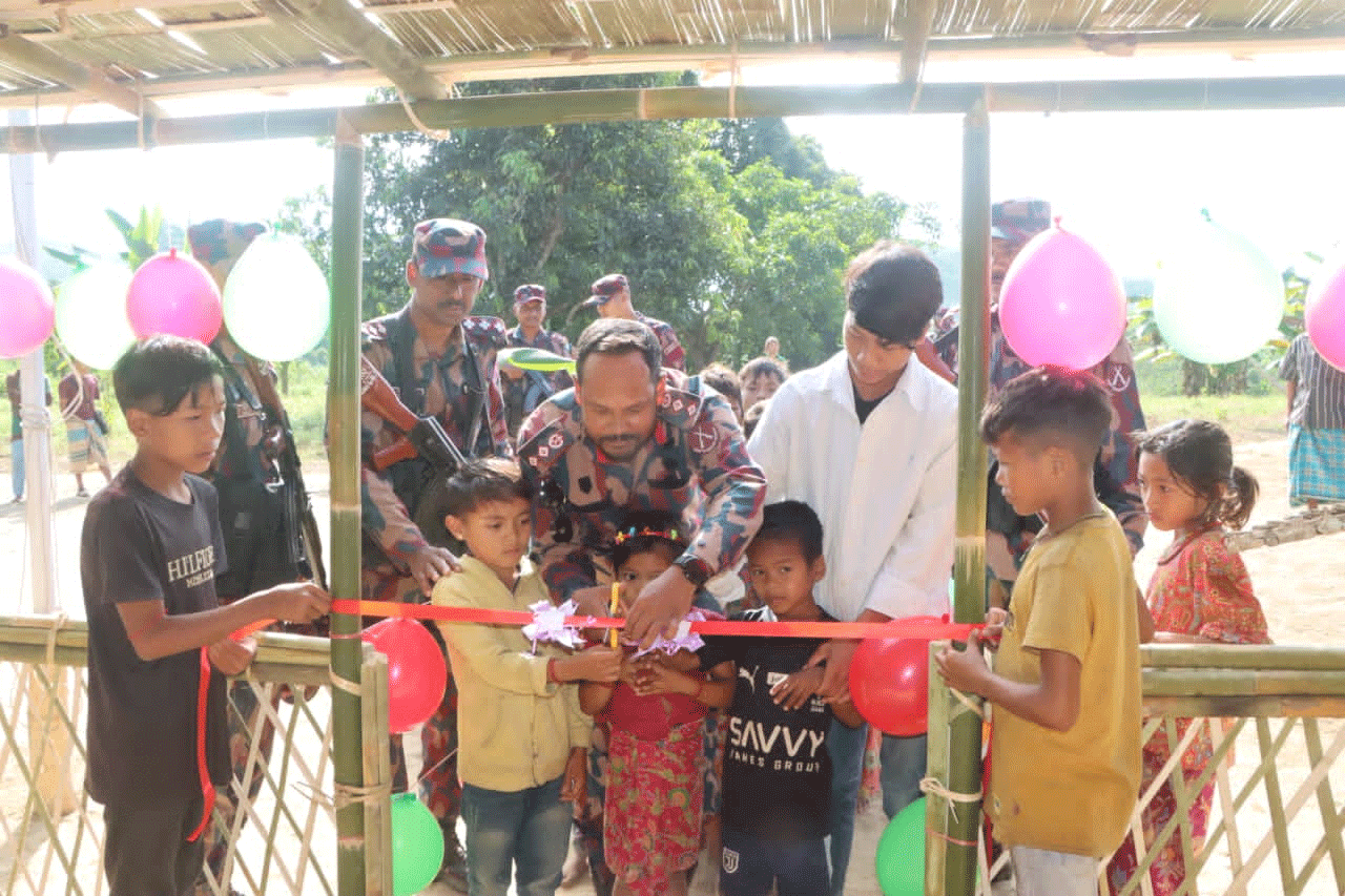 প্রান্তিক জনগোষ্ঠীর শিক্ষায় বিজিবির মানবিক উদ্যোগ