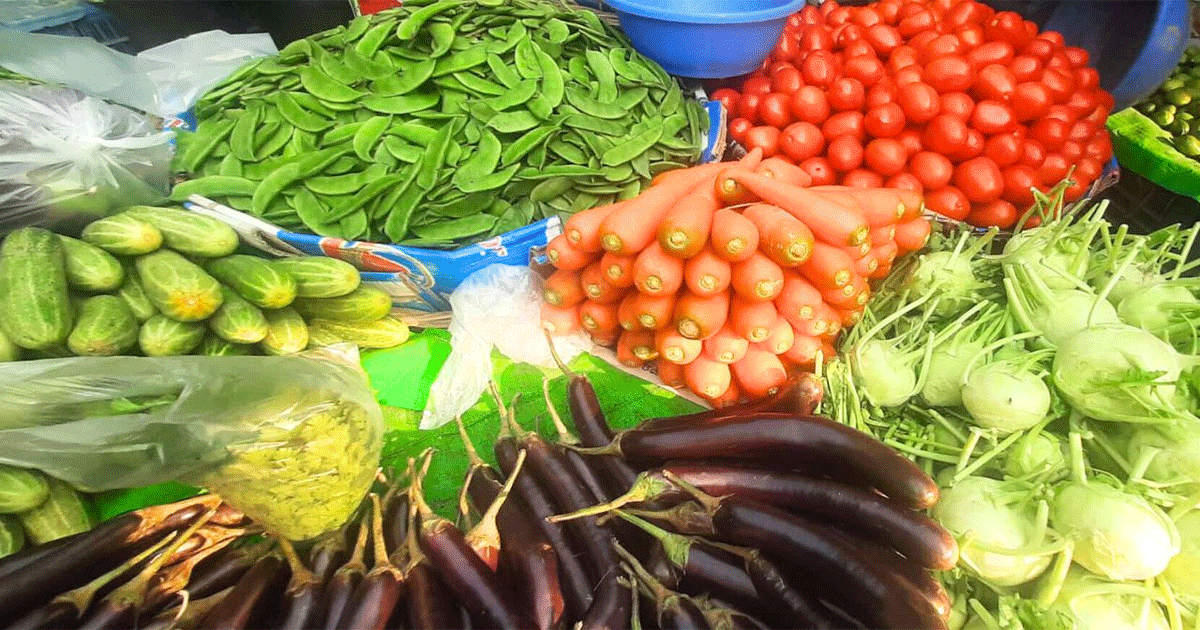 দাম বাড়ে বাজারে, ন্যায্য দাম পায় না মাঠে, বঞ্চনার চক্রে কৃষক-ভোক্তা