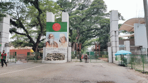 বেনাপোল বন্দরে আমদানি-রফতানি ও এপার-ওপার যাতায়তে আয়