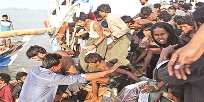 কক্সবাজারের উখিয়া ও টেকনাফ উপকূলে নৌপথে মানবপাচার