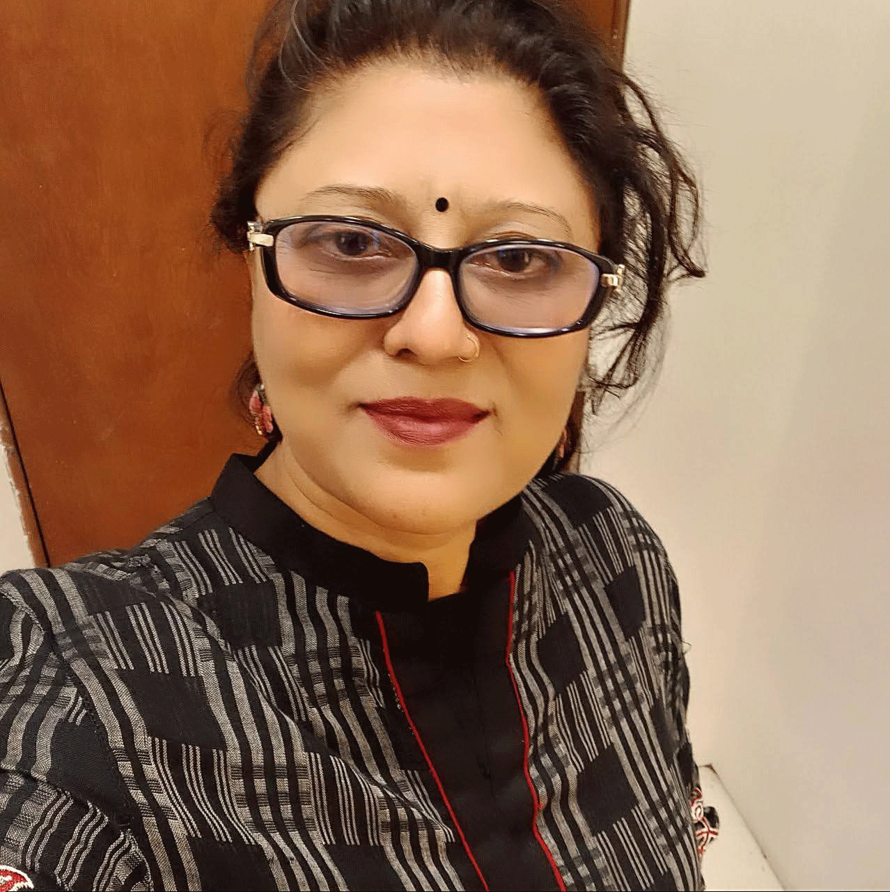 নীরবতা ও শব্দের মাঝখানে আত্মীয়তা, ইসমত আর সন্ধ্যার গল্প