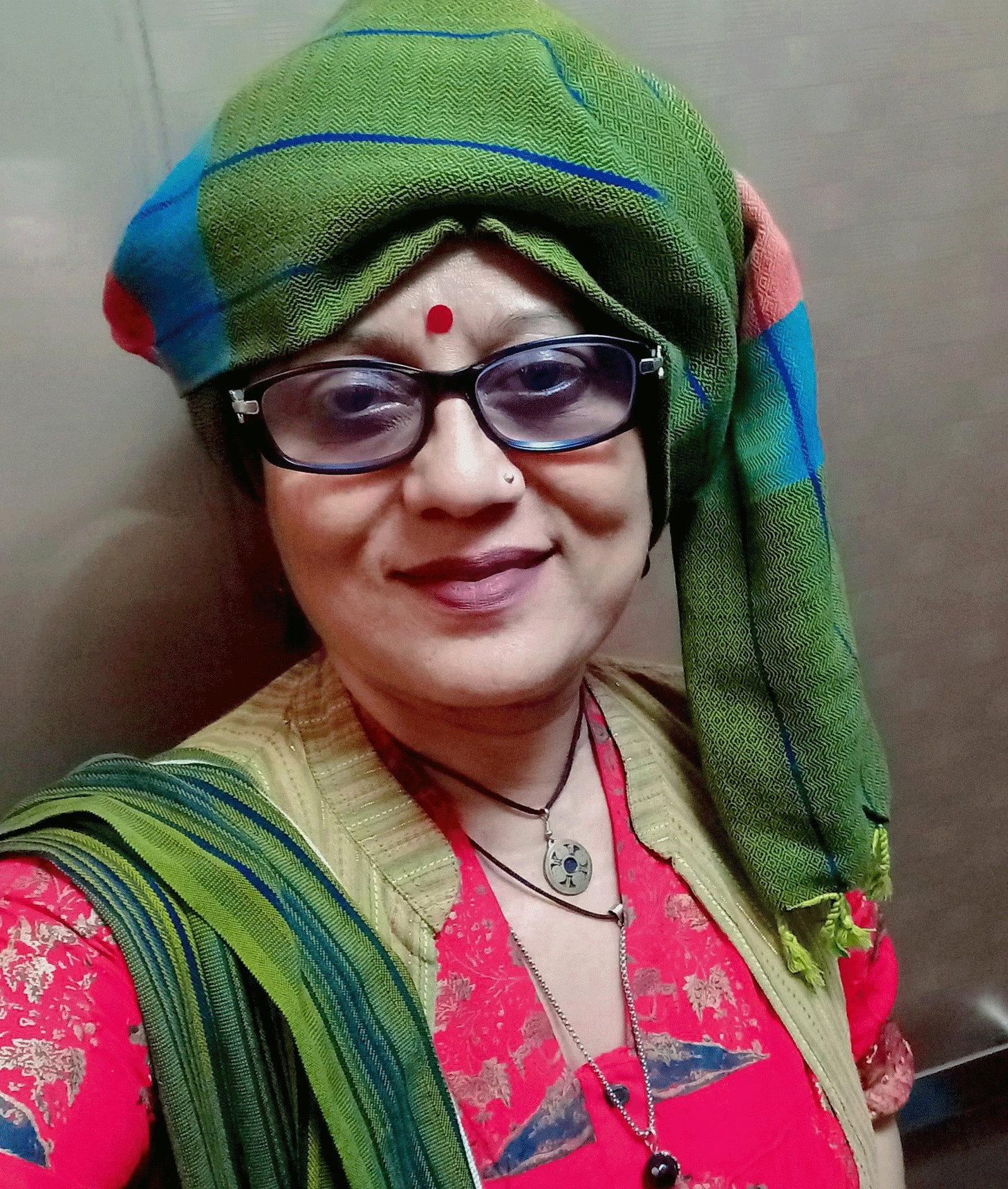 নীরবতা ও শব্দের মাঝখানে আত্মীয়তা: ইসমত আর সন্ধ্যার গল্প