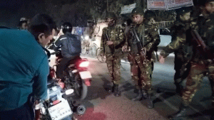 নির্বাচন সামনে রেখে লুটের অস্ত্র উদ্ধার নিয়ে শঙ্কা, নিরাপত্তা ঝুঁকি নিয়ে উদ্বেগ