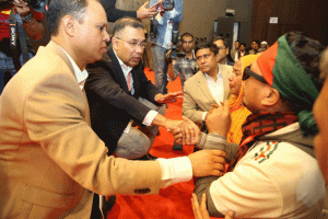 গণঅভ্যুত্থানে শহীদ-আহতদের পরিবারের সঙ্গে তারেক রহমানের মতবিনিময়