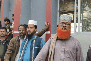 ভোটের মাঠে মোটা অঙ্কের টাকাসহ জামায়াতের শীর্ষ নেতা-কর্মী আটক 