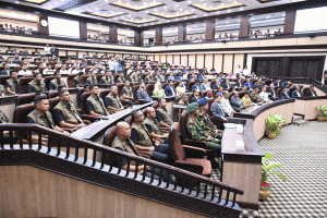 দেশের মানুষের ভাগ্য পরিবর্তনে কাজ করার আহ্বান: প্রধানমন্ত্রী তারেক রহমানের