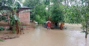 মৌলভীবাজারে আকস্মিক বন্যা, হাজারো মানুষ পানিবন্দি