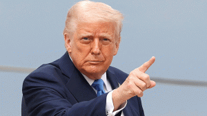 ভূপাতিত মার্কিন যুদ্ধবিমানের পাইলটকে খুঁজে পাওয়ার লড়াইয়ে যুক্তরাষ্ট্র ও ইরান