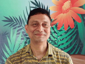 মাটির প্রাণ বাঁচাতে ও বিষমুক্ত ফসলের স্বপ্নে নিবেদিত প্রকৃতিবন্ধু উজ্জ্বল কুন্ডু