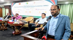 অযৌক্তিক অ্যান্টিবায়োটিক ব্যবহার রোধে সম্মিলিত উদ্যোগ জরুরি: প্রতিমন্ত্রী টুকু