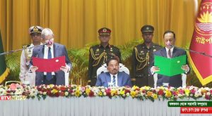 রাষ্ট্রপতি হিসেবে শপথ নিলেন মির্জা ফখরুল ইসলাম আলমগীর মন্ত্রিসভায় ৬ নতুন মুখ