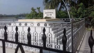শ্রীমন্ত নদীর তীরে মানবতার বাতিঘর (১)